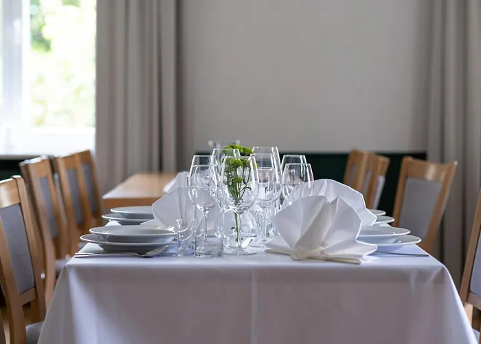 Dwor Skrzynki فندق Skrzynki (Poznan)